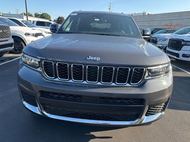 2024 Jeep Grand Cherokee L Laredo