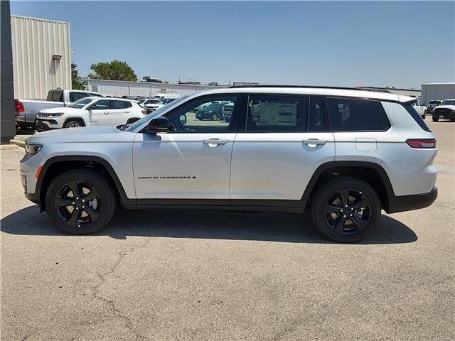 2024 Jeep Grand Cherokee L Laredo