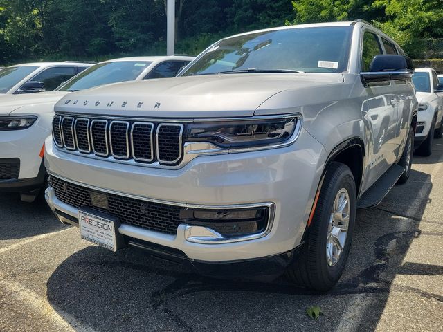 2024 Jeep Wagoneer Base