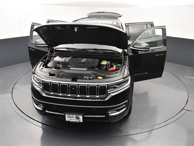 2024 Jeep Wagoneer Base