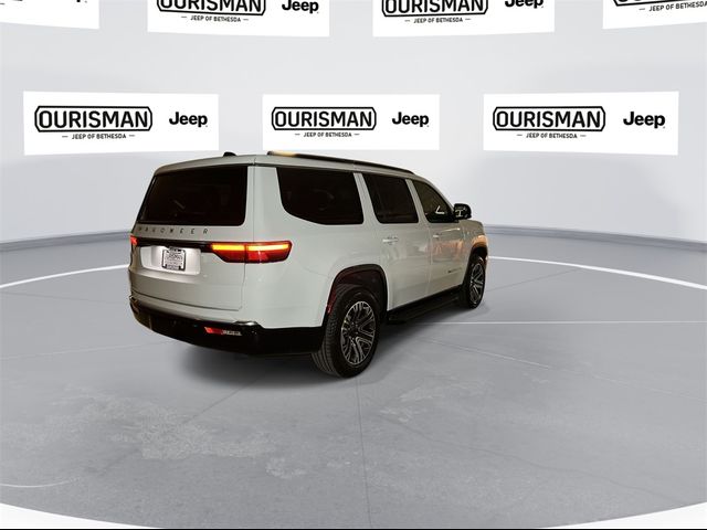 2024 Jeep Wagoneer Base