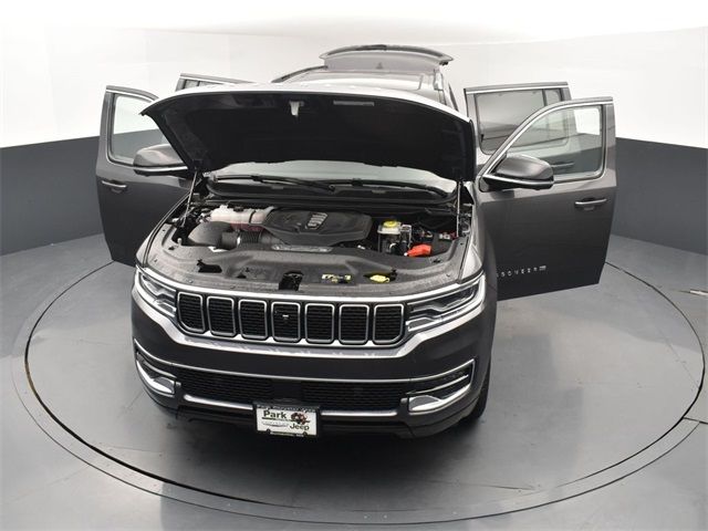 2024 Jeep Wagoneer Base