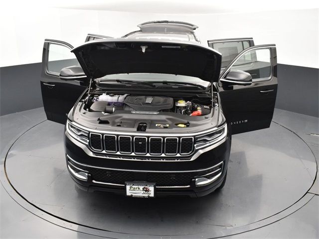 2024 Jeep Wagoneer Base