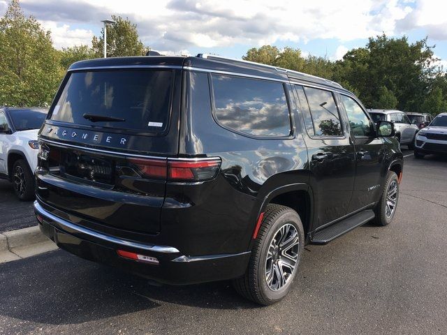 2024 Jeep Wagoneer Base