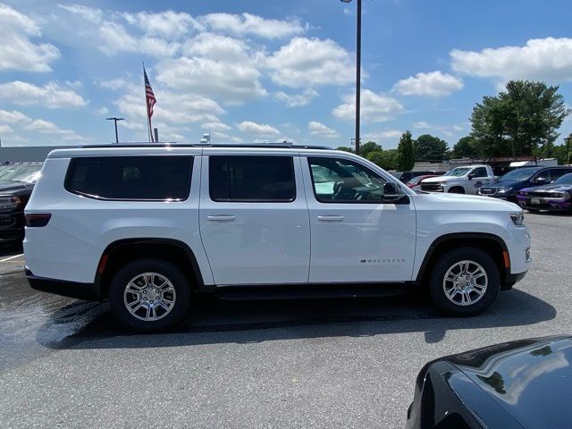 2024 Jeep Wagoneer L Base