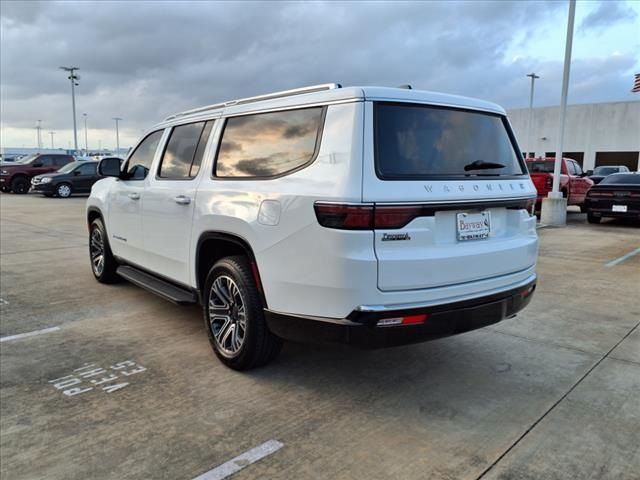 2024 Jeep Wagoneer L Base