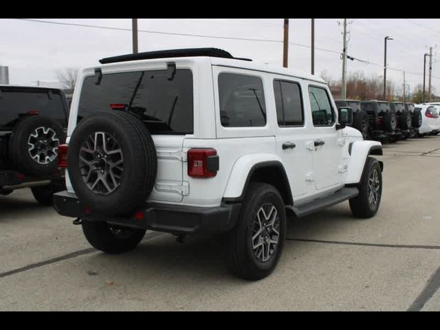 2024 Jeep Wrangler Sahara