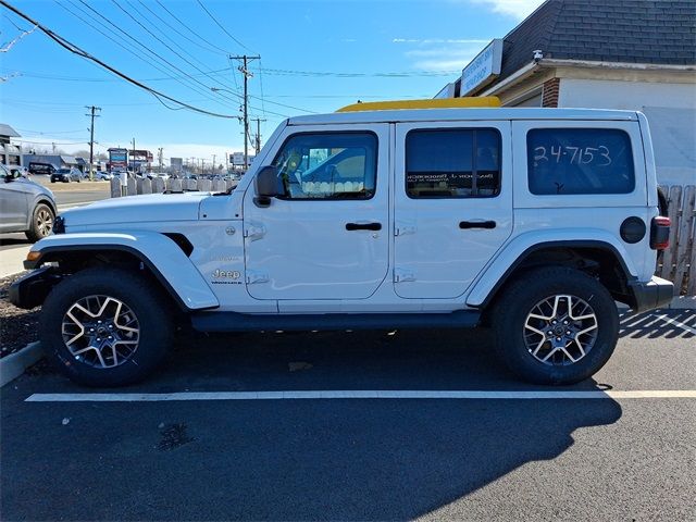 2024 Jeep Wrangler Sahara