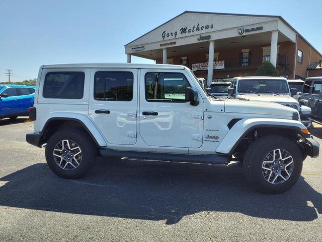 2024 Jeep Wrangler Sahara