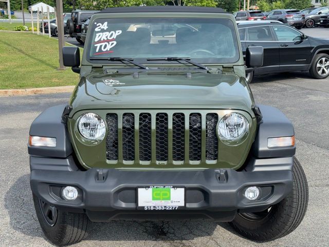 2024 Jeep Wrangler Sport