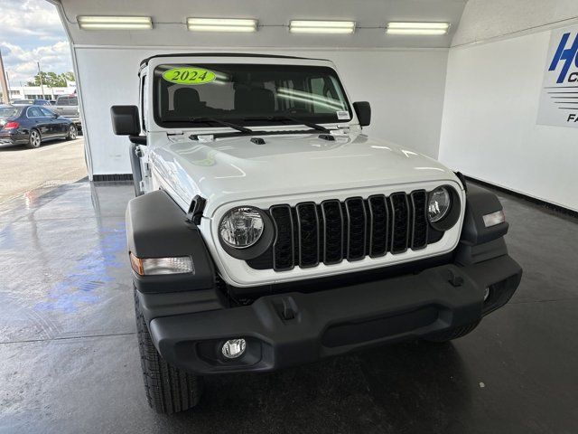 2024 Jeep Wrangler Sport