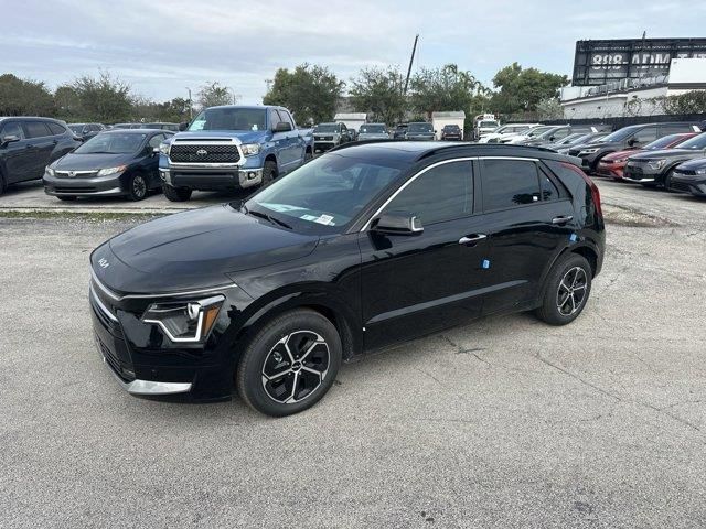 2024 Kia Niro SX