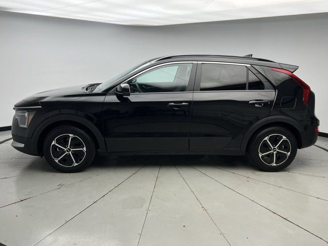 2024 Kia Niro LX