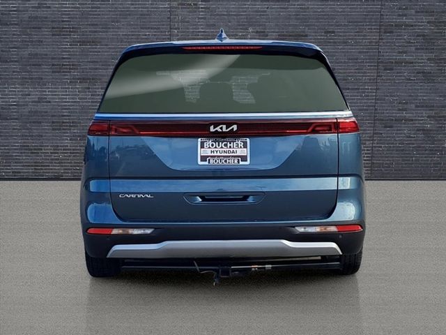 2024 Kia Carnival EX