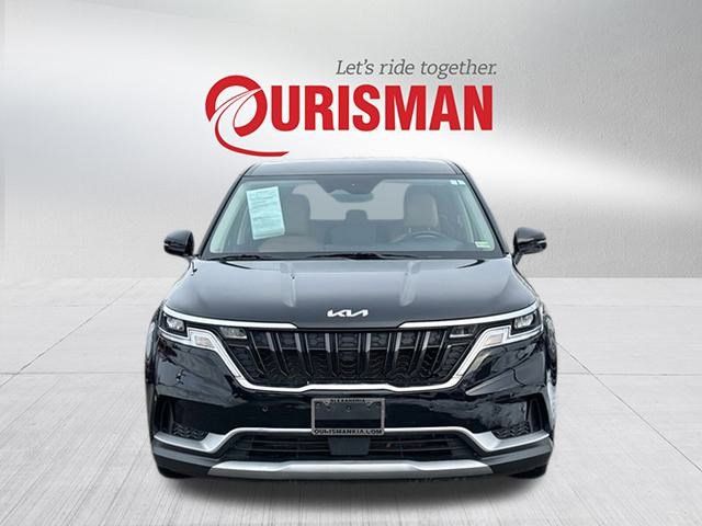 2024 Kia Carnival EX