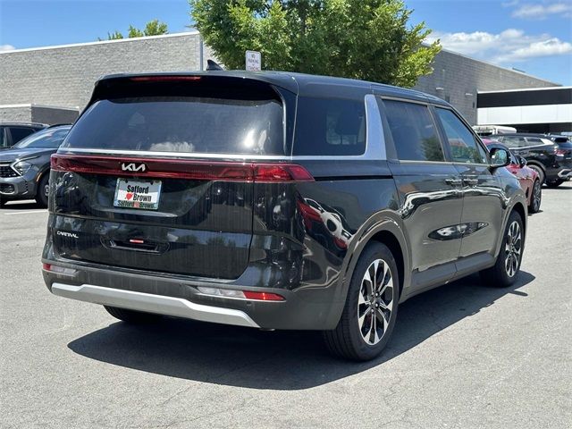 2024 Kia Carnival EX