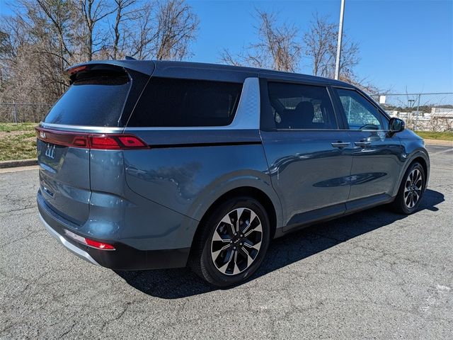 2024 Kia Carnival EX