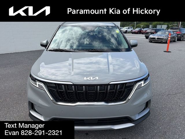 2024 Kia Carnival EX