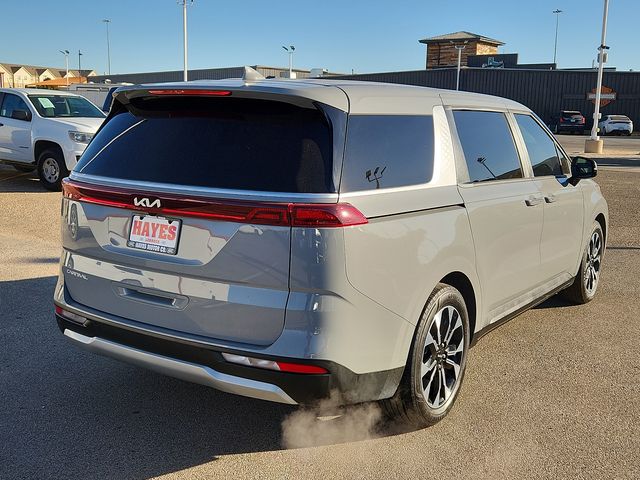 2024 Kia Carnival EX