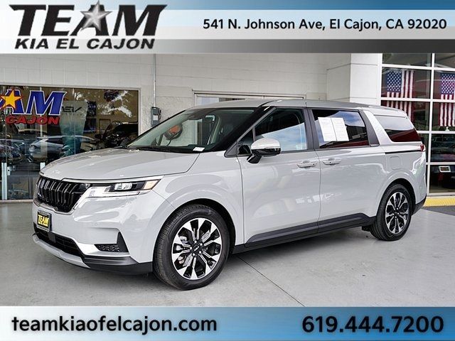 2024 Kia Carnival EX