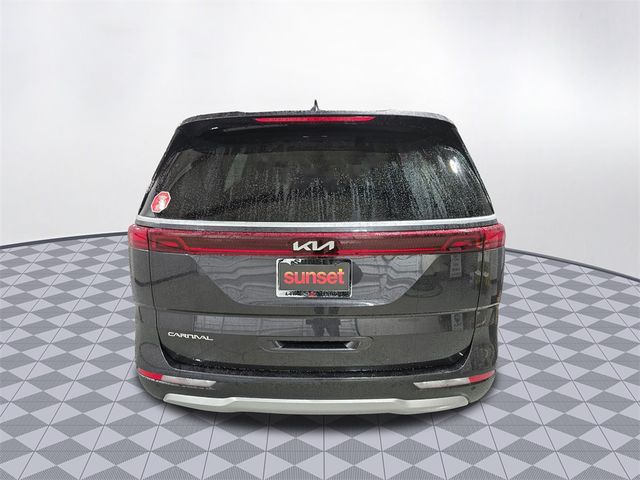 2024 Kia Carnival LX