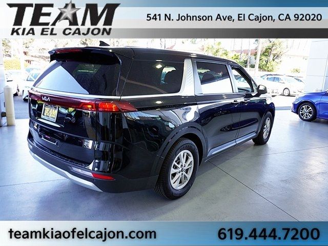 2024 Kia Carnival LX