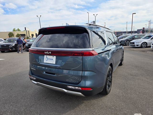 2024 Kia Carnival SX