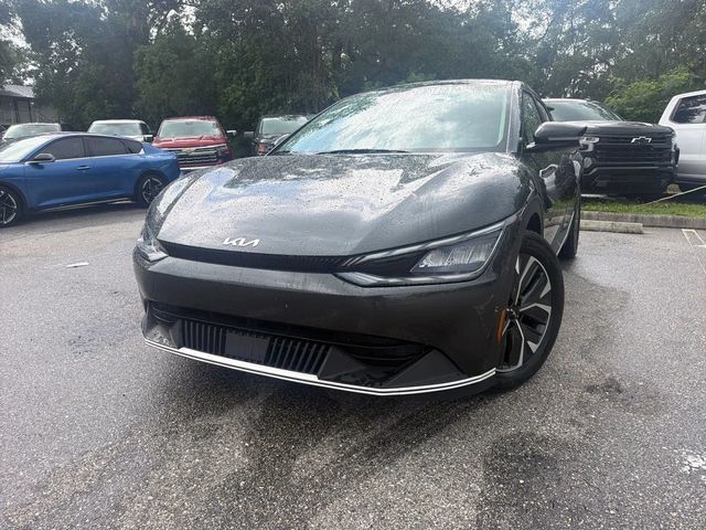 2024 Kia EV6 Light