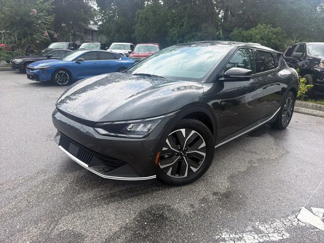 2024 Kia EV6 Light