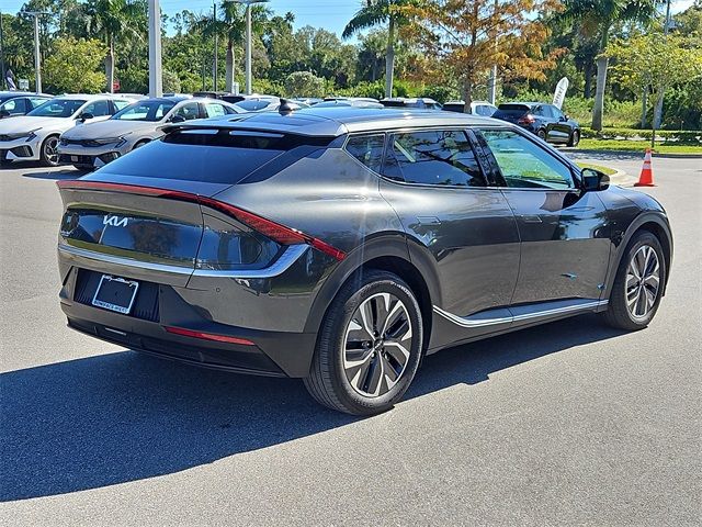 2024 Kia EV6 Light