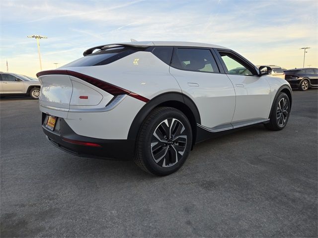 2024 Kia EV6 Light