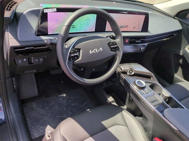 2024 Kia EV6 Light