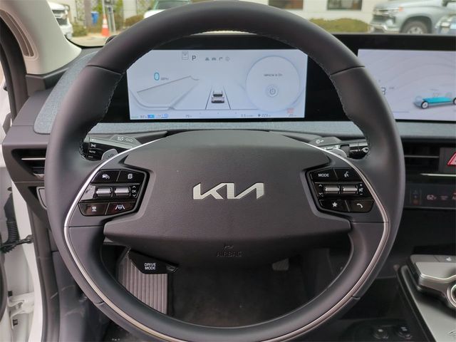 2024 Kia EV6 Light