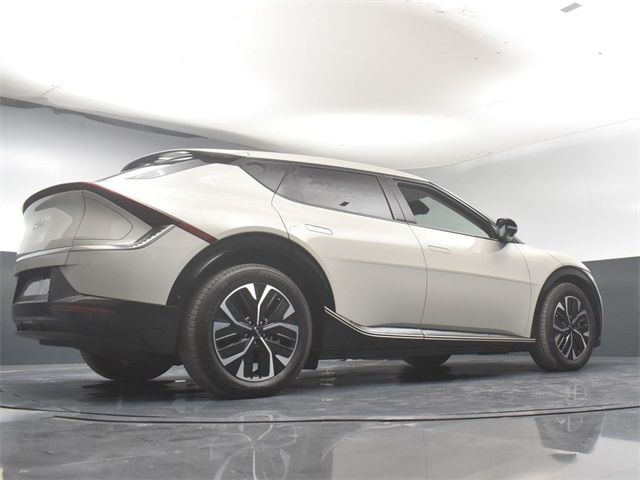 2024 Kia EV6 Wind