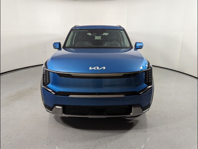 2024 Kia EV9 Land