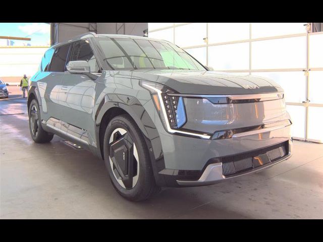 2024 Kia EV9 Land