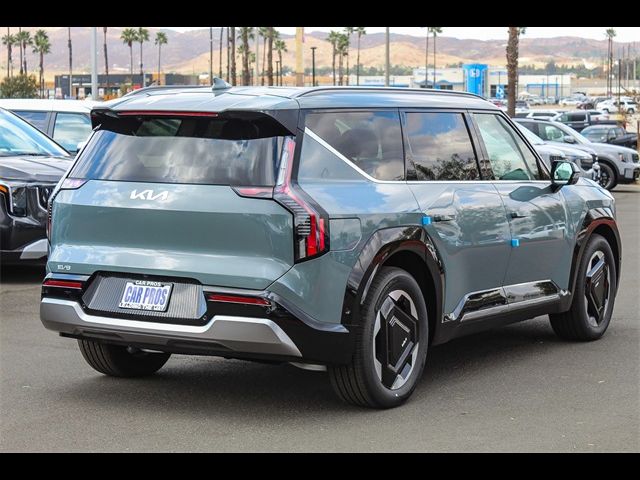 2024 Kia EV9 Land