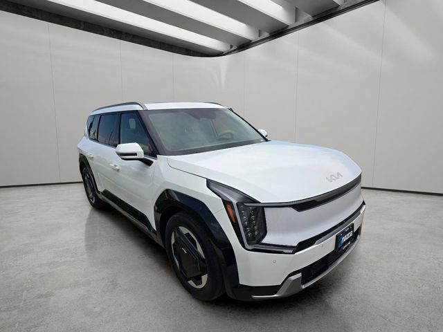 2024 Kia EV9 Land