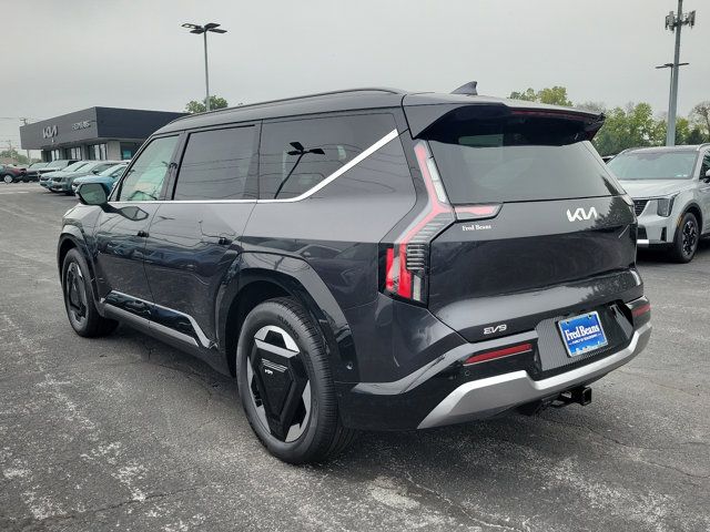 2024 Kia EV9 Land