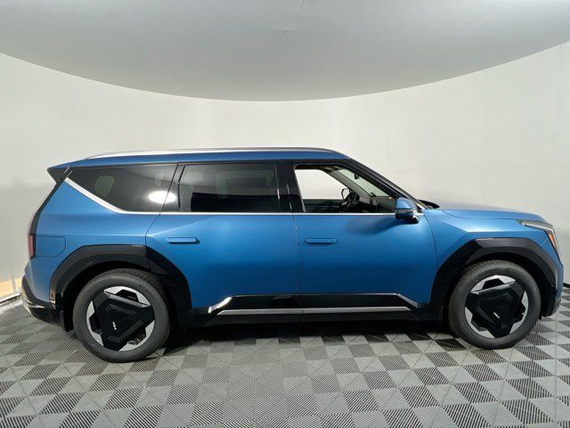 2024 Kia EV9 Land