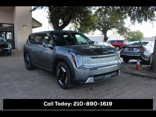 2024 Kia EV9 Light Short Range