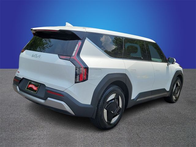 2024 Kia EV9 Light Short Range