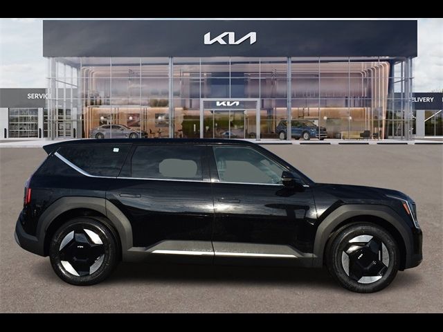 2024 Kia EV9 Light Short Range