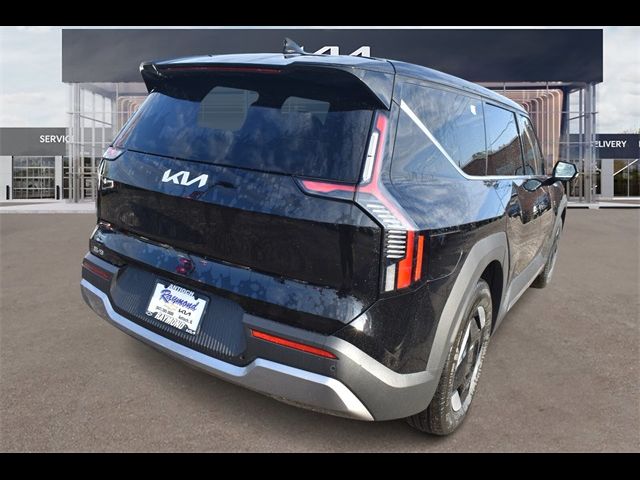 2024 Kia EV9 Light Short Range