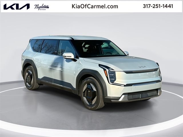 2024 Kia EV9 Light Short Range