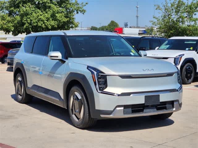 2024 Kia EV9 Light Long Range