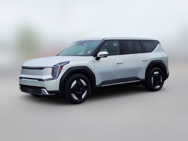 2024 Kia EV9 Light Long Range