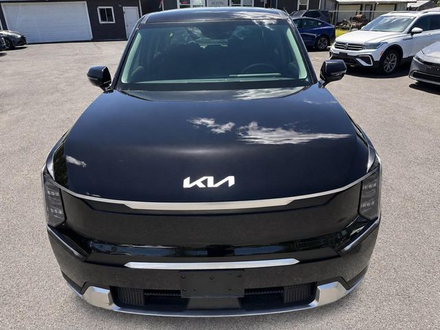 2024 Kia EV9 Light Long Range