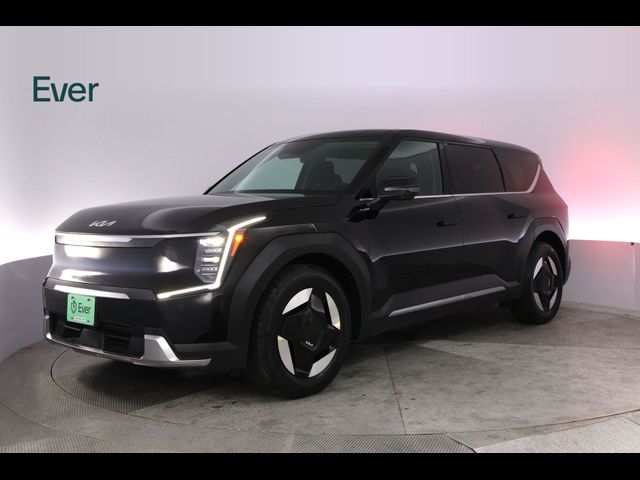 2024 Kia EV9 Light Long Range
