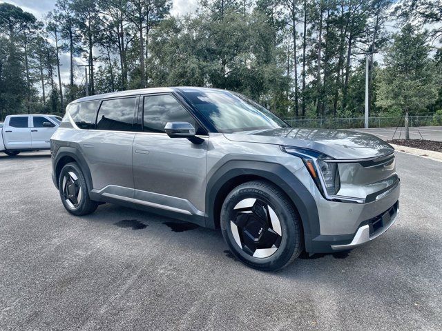 2024 Kia EV9 Light Long Range